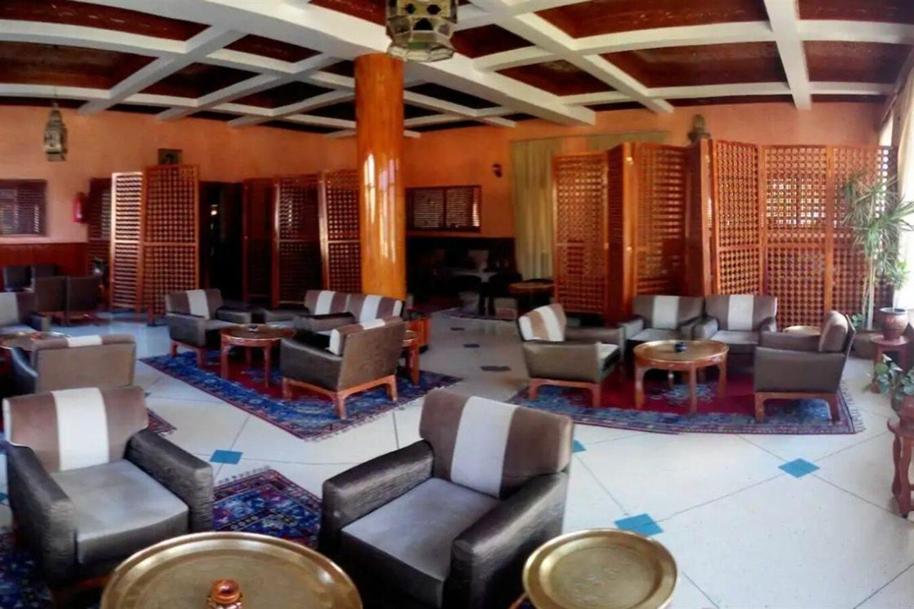 Hotel Les Amandiers Tafraout Exterior foto