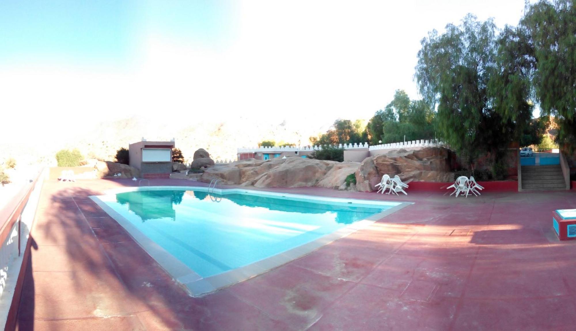 Hotel Les Amandiers Tafraout Exterior foto