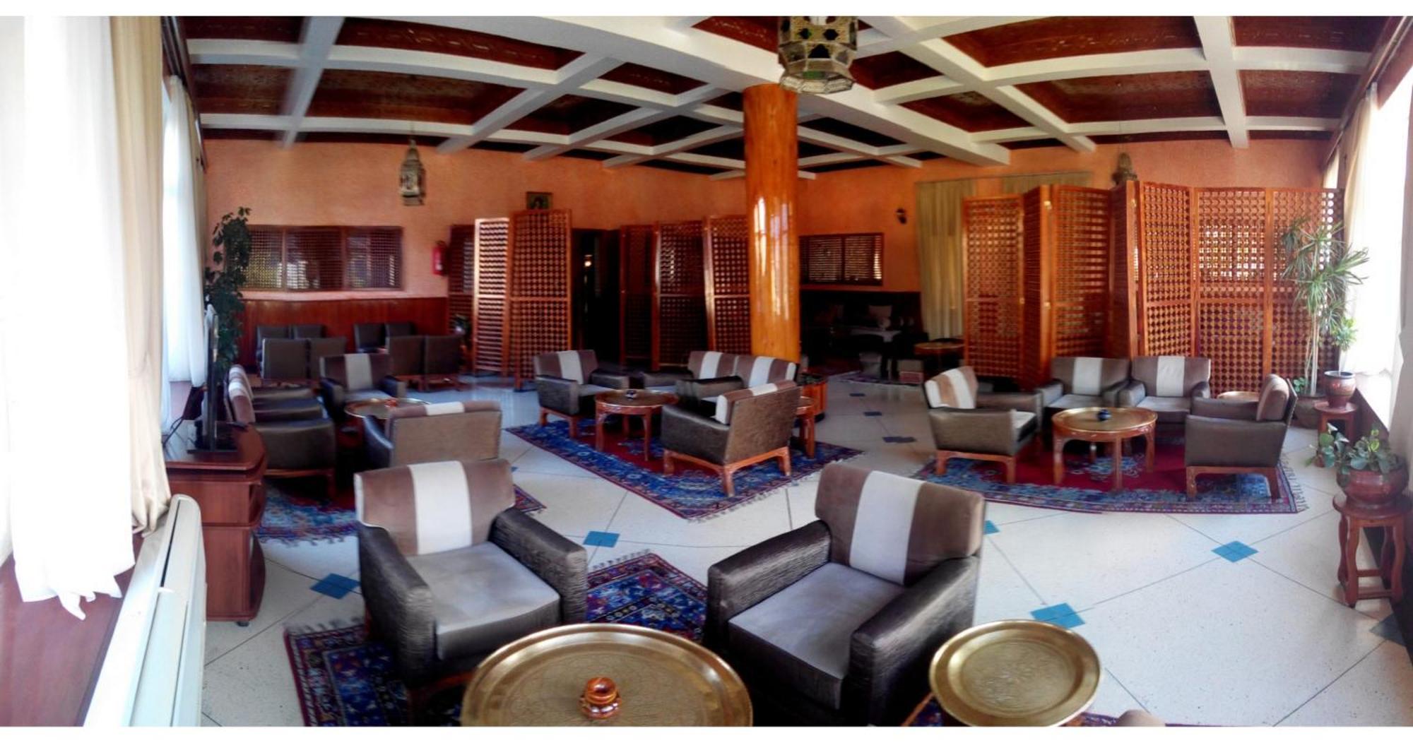 Hotel Les Amandiers Tafraout Exterior foto