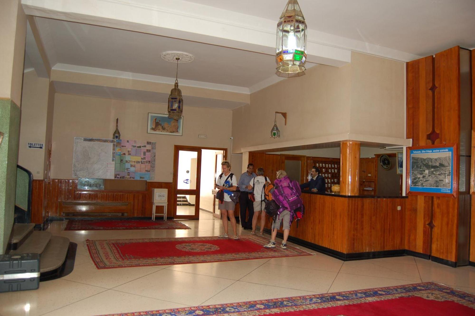 Hotel Les Amandiers Tafraout Exterior foto