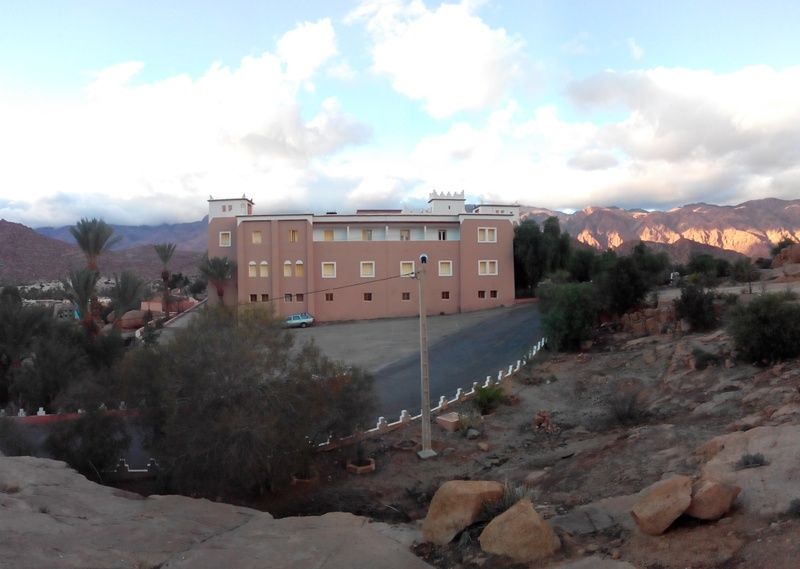 Hotel Les Amandiers Tafraout Exterior foto